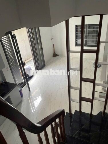 Cho thuê nhà ở Ngọc Trục, Đại Mỗ 30m2 5 tầng nhà mới giá 11 triệu/th