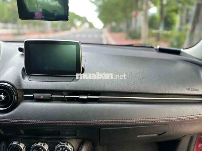 Chính chủ bán Mazda2 2015 Tự động