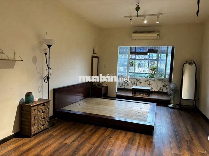 Cho thuê nhà P 419, tầng 4, nhà C11  Nguyễn Trãi
