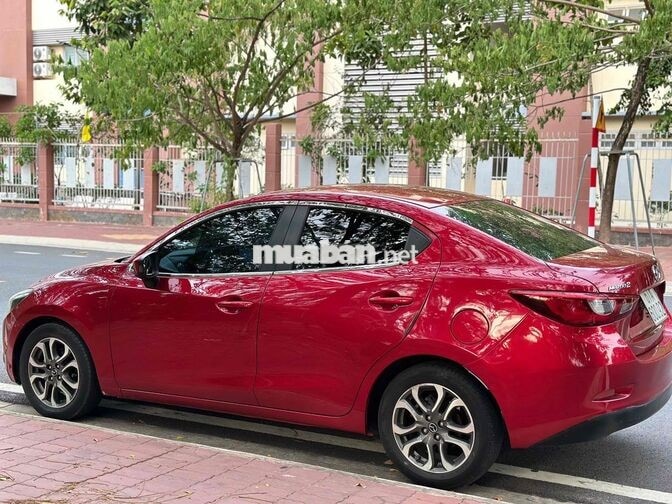 Chính chủ bán Mazda2 2015 Tự động