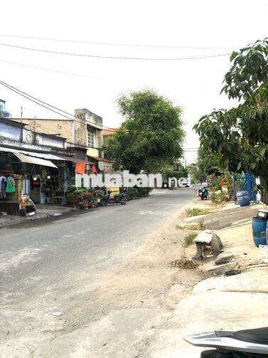 Bán nhà MT chính chủ 100m2, số 10 TK8, KDC Hoàng Hải, NAT Bà Điểm