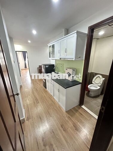 Chính chủ cho thuê CCMN Full đồ, mới hoàn thiện,có ban công,thang máy 