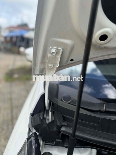 Kia Rondo GAHT 2016 Trắng