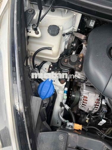 Kia Rondo GAHT 2016 Trắng