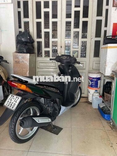 Honda Click nhật nhà mua mới chính hãng, còn mới