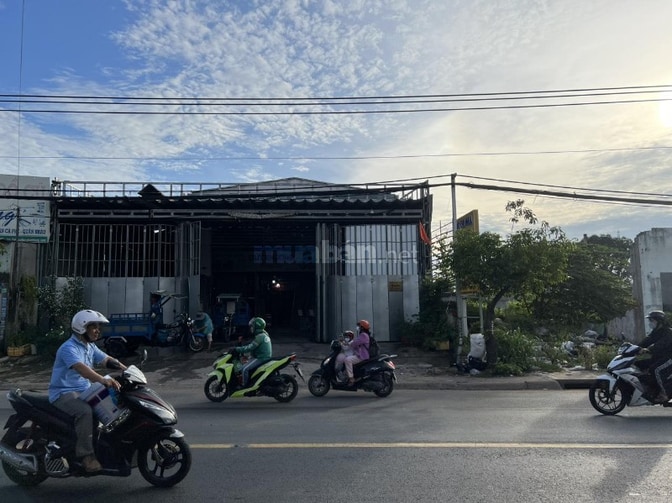 BÁN QUỸ ĐẤT ĐẸP 2.763M2 MẶT TIỀN ĐƯỜNG 30M LÊ VĂN KHƯƠNG, HÓC MÔN 