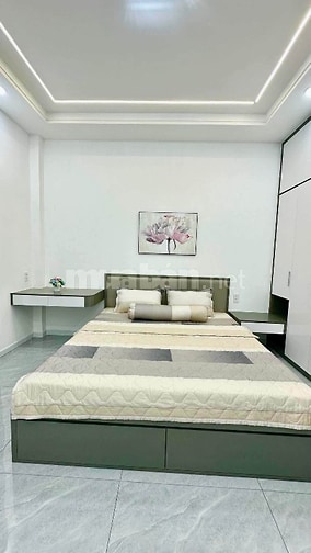 Chính chủ cần bán nhà gần chợ, xã Bà Điểm, sổ hồng riêng