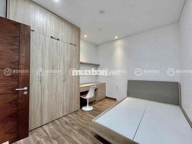 Căn Hộ 2PN 2WC - 80m2 ngay sân bay tsn full nt mới 100% - Thăng Long