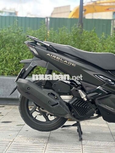 Honda Air Blade 125 4 Van 2023 Đen 11000 km