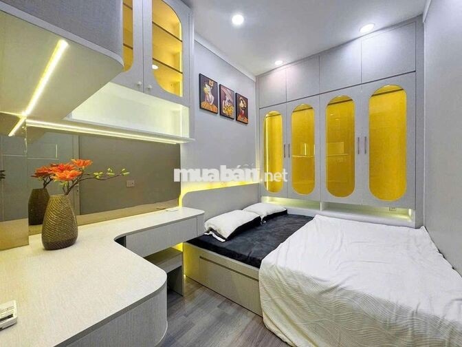 Nhà 1 Trệt 1 Lầu 3N 8x9m Hẻm Huỳnh Tấn Phát Gần Quận 4