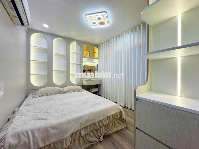 Nhà 1 Trệt 1 Lầu 3N 8x9m Hẻm Huỳnh Tấn Phát Gần Quận 4
