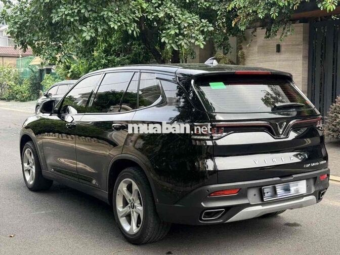 VinFast Lux SA 2022 Đen 50.000km