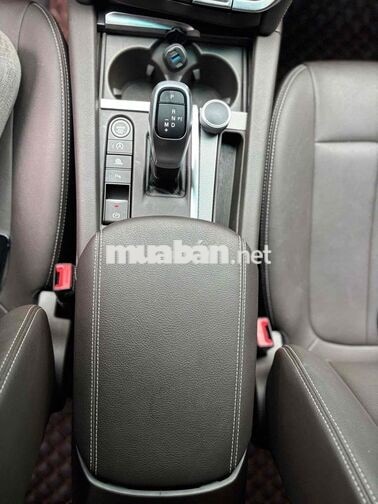 VinFast Lux SA 2022 Đen 50.000km