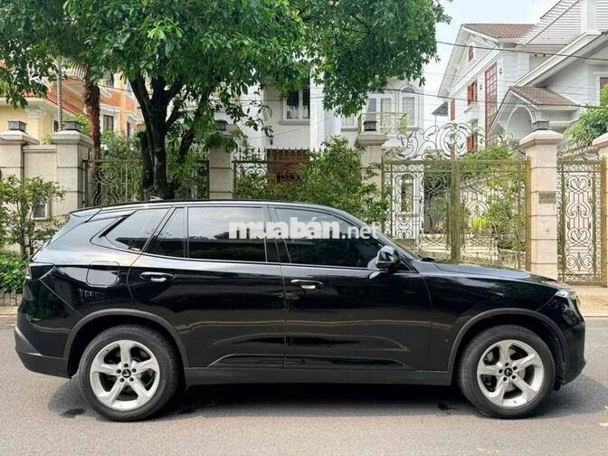 VinFast Lux SA 2022 Đen 50.000km