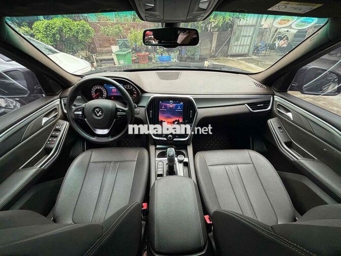 VinFast Lux SA 2022 Đen 50.000km