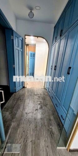 CHO THUÊ  MT PHAN XÍCH LONG, PN – 500M² – HẦM + 5 TẦNG – 100TR/THÁNG