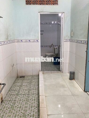 mặt bằng, kho chứa hàng, kinh doanh 320m đầy đủ công năng