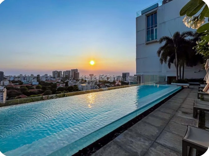 Chính chủ bán căn hộ Serenity Sky Villa - 70m2 - 1pn 1wc - giá 10,4 tỷ