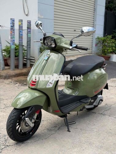 Vespa Sprint S125 2022 Xanh—Zin nguyên bản