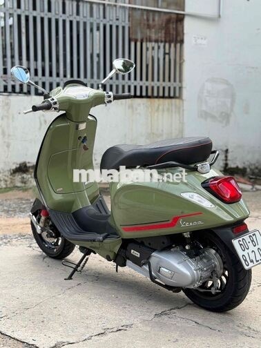 Vespa Sprint S125 2022 Xanh—Zin nguyên bản