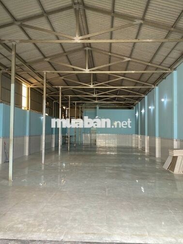 mặt bằng, kho chứa hàng, kinh doanh 320m đầy đủ công năng