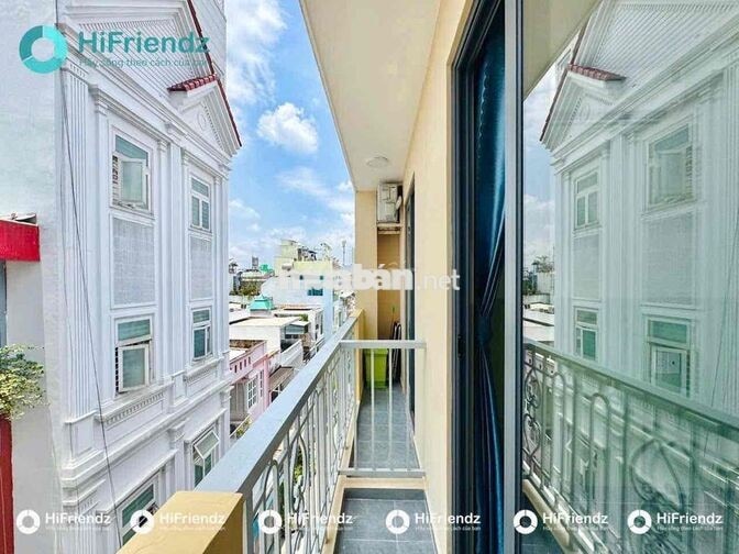 trống studio, tách bếp, bancol - ngay Lạc Long Quân q11