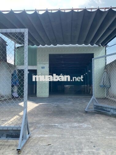 mặt bằng, kho chứa hàng, kinh doanh 320m đầy đủ công năng