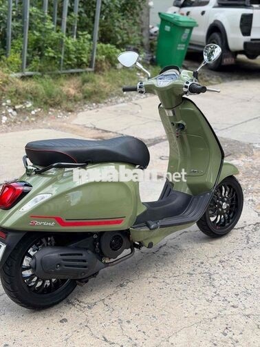 Vespa Sprint S125 2022 Xanh—Zin nguyên bản