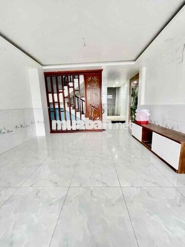 5 TẦNG HẺM XE TẢI , HƯƠNG LỘ 3 – SÁT MẶT TIỀN – 73M2 – 5PN – CHỈ 5.5T