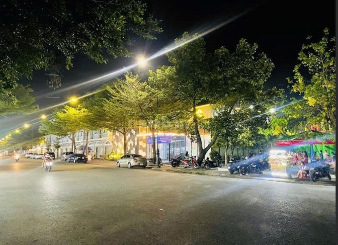 Cho thuê nhà nguyên căn diện tích sử dụng lên đến 240m2.