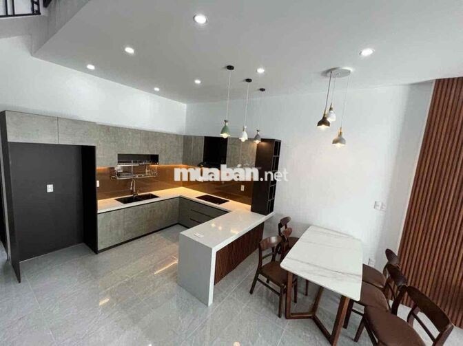 CHO THUÊ NHÀ 3 TẦNG TRẦN KIM XUYẾN- HOÀ XUÂN.