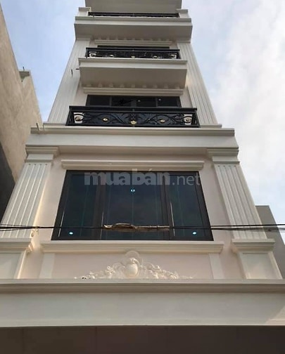 Bán nhà Phân Lô Nguyên Hồng 50m2x6t, tiện ở kinh doanh chỉ 24 tỷ