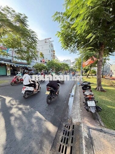 Chính chủ cho thuê nhà MT Đồng Đen giá rẻ