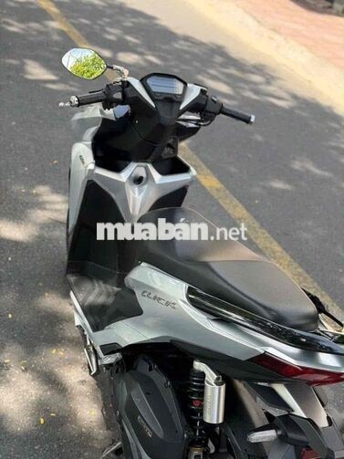 Honda Vario 125 mới 90% siêu đẹp