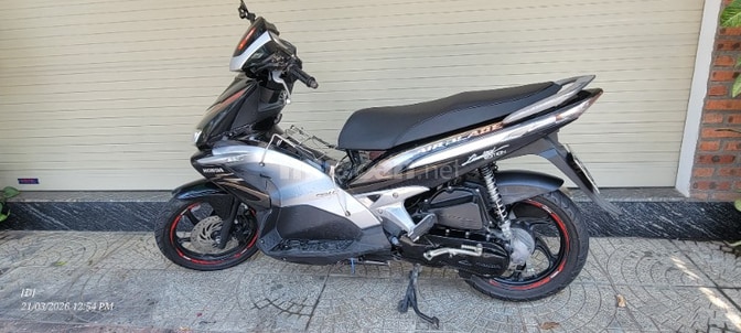 Honda Air Blade 2010, Đen Bạc. Phun xăng điện tử