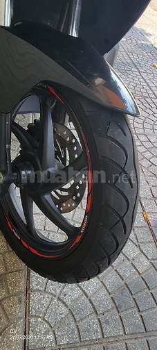 Honda Air Blade 2010, Đen Bạc. Phun xăng điện tử