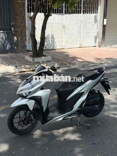 Honda Vario 125 mới 90% siêu đẹp