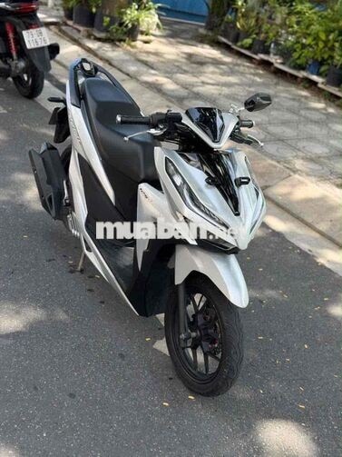 Honda Vario 125 mới 90% siêu đẹp