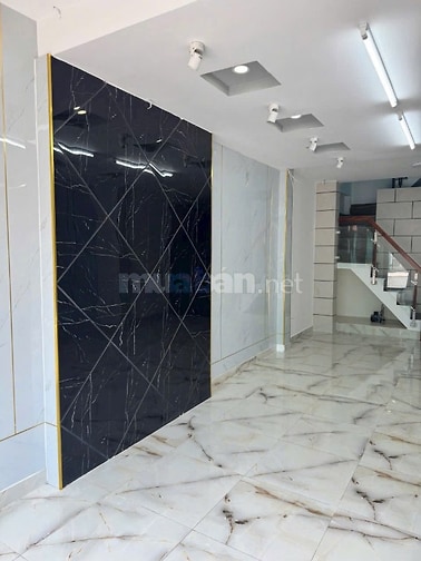 ( 17tr)Cho Thuê Nhà Mặt Tiền Sau Lưng Chợ Phạm Thế Hiển P4Q8