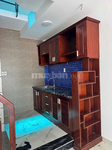 ( 17tr)Cho Thuê Nhà Mặt Tiền Sau Lưng Chợ Phạm Thế Hiển P4Q8
