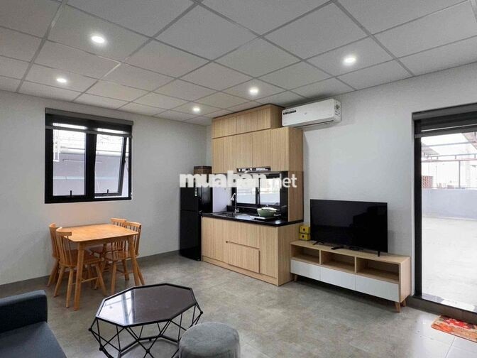 Căn Hộ 2 phòng ngủ Full nội thất, Sân thượng to, ngay trung tâm