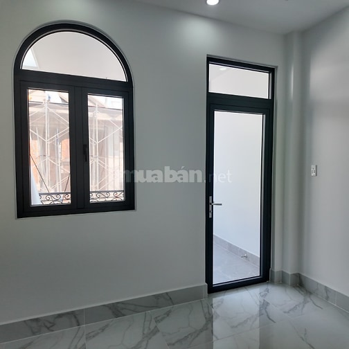 Cần chuyển nhượng gấp, nhà mới chưa ở, 3 lầu, SHR, 4PN, Giá 6,6 tỷ