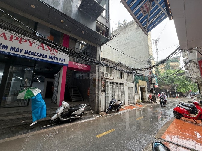 Cho thuê MBKD tầng 1 có hầm Mp Đê La Thành ngã tư Xã Đàn