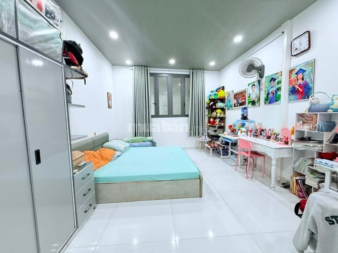 Trịnh Đình Trọng, 4x19m, 1 trệt 1 lầu, 6 tỷ 2