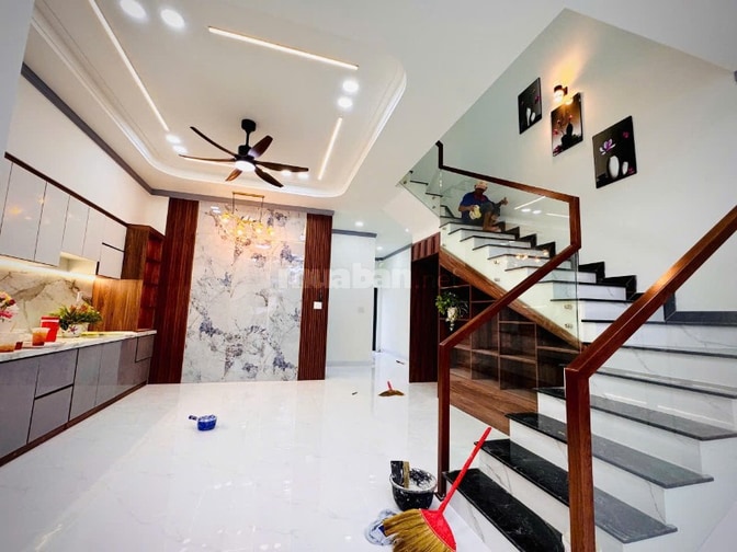 DƯỚI 2 TỶ SỞ HỮU NGAY CĂN NHÀ 2 MẶT TIỀN GẦN QL56