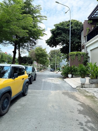 Nhà 3 Tầng mặt tiền đường số, KDC Phú Mỹ. Q7 