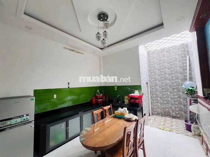Cho Thuê Nhà Hẻm Cụt 4x16 3lau 4pn 5wc Sân Thượng