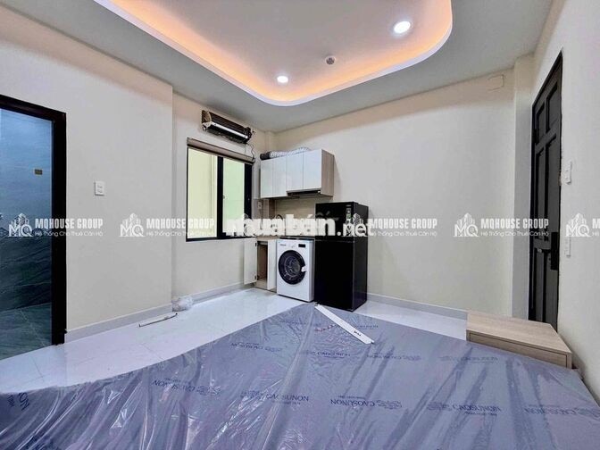 Phòng studio, cửa sổ trời_diện tích 35m2_hẻm 12 đào duy anh