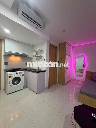 Phòng studio, cửa sổ trời_diện tích 35m2_hẻm 12 đào duy anh