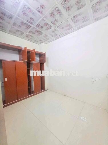 cho thuê nguyên căn 1trệt 1lầu full nội thất cơ bản